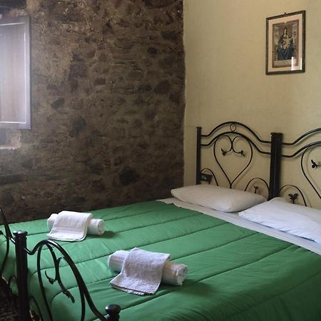 Il Castello Hotel Viggiano Buitenkant foto