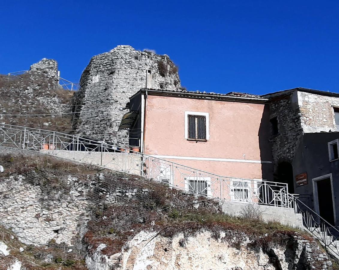 Il Castello Hotel Viggiano Buitenkant foto